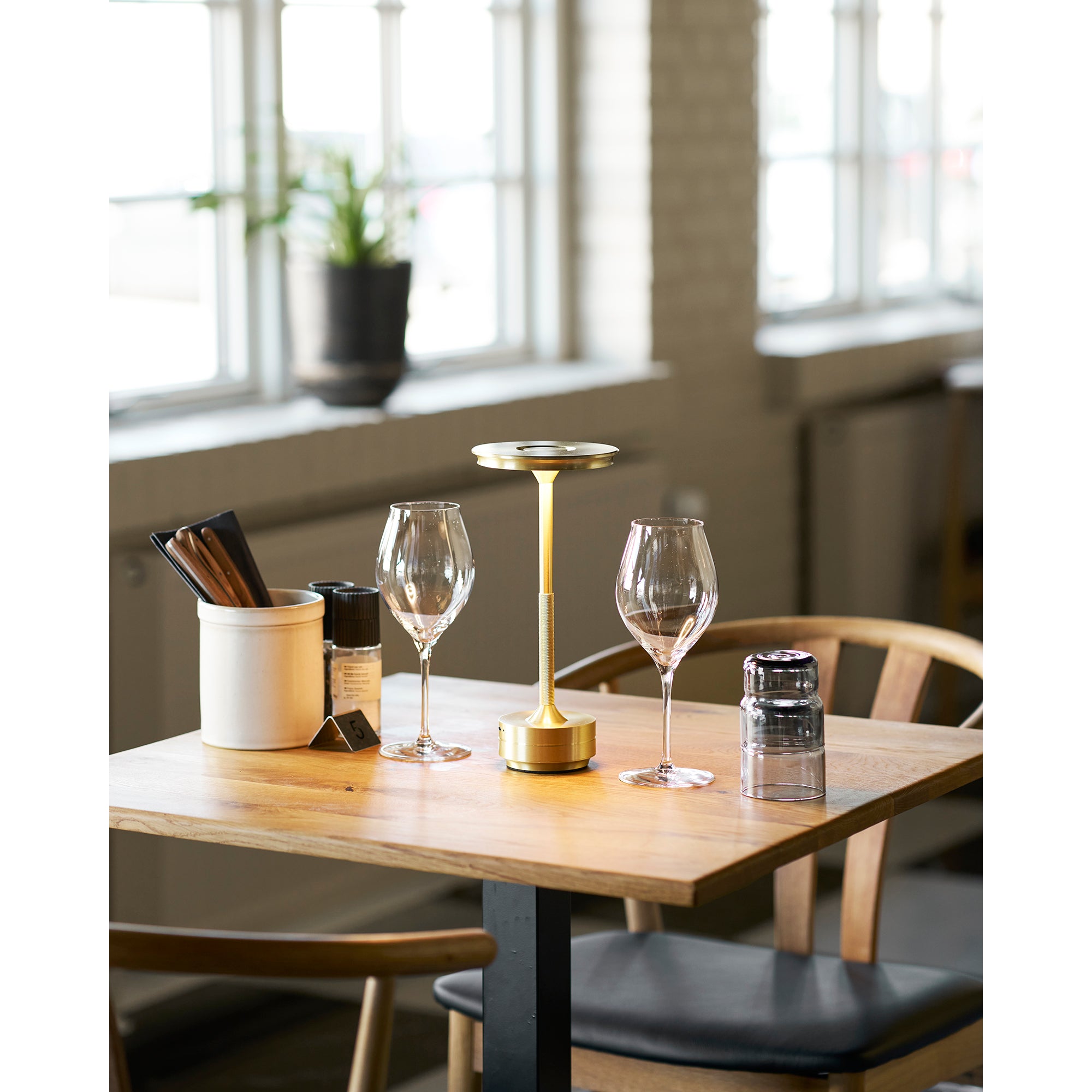 Heimdal table lamp - brass look
